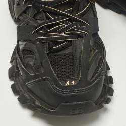 مملوكة مسبقًا Balenciaga Track 2 Size 41 Black Faux Leather and Mesh Lace Up Sneakers