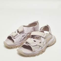 مملوكة مسبقًا صندل مسطح جلد صناعي ومطاط بالنسياجا تراك أسود مقاس 39