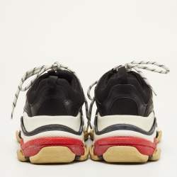 مملوكة مسبقًا Balenciaga Triple S Size 41 Black Faux Leather and Mesh Lace Up Sneakers