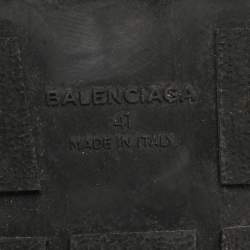 مملوكة مسبقًا حذاء رياضي بالنسياغا ريس رانر قماش تريكو وجلد رمادي/أبيض مقاس 41