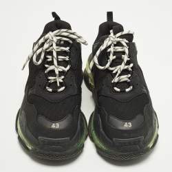 Pre Owned حذاء رياضي ب النسياغا تريبل إس جلد أسود صناعي بالشعار مقاس 40