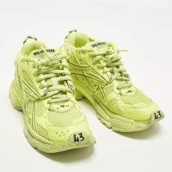مملوكة مسبقًا Balenciaga Runner Size 43 Neon Green Faux Leather and Mesh Lace Up Sneakers