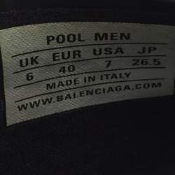 Pre Owned حذاء سلايد فلات بالنسياقا رمادي مطاطي بشعار BB مقاس 39