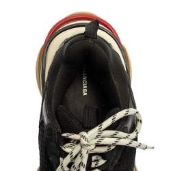 Pre Owned حذاء رياضي بالنسياغا تريبل S جلد وشبك أسود مقاس 40