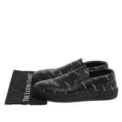 Pre Owned حذاء رياضي بالنسياغا سليب أون جلد طباعة شعار أسود مقاس 45