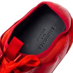 مملوكة مسبقًا Balenciaga Red Mesh, Leather And Suede Race Runners Low Top Sneakers Size 45