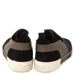 Pre Owned حذاء رياضي بالنسياغا سليب أون تريكو قماش و جلد و سويدي كاكي و أسود مقاس 43