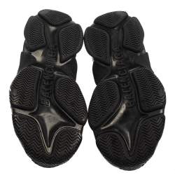 Pre Owned حذاء رياضي بالنسياغا تريبل أس منخفض من أعلى شبك و جلد أسود مقاس 41