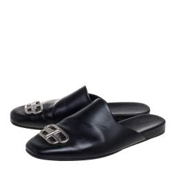Pre Owned Balenciaga Black Leather Cosy BB Logo Embellished Mule Sandals Size 43