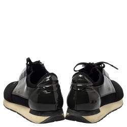 Pre Owned حذاء رياضي بالنسياغا ريس رانر شبكة وجلد لامع أخضر زيتوني/أسود مقاس 42