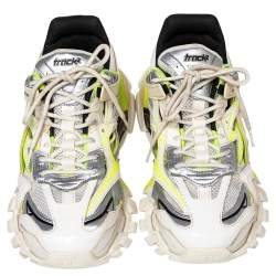 Pre Owned حذاء رياضي بالنسياغا تراك 2 شبك وجلد صناعي أبيض منخفض من أعلى مقاس 44