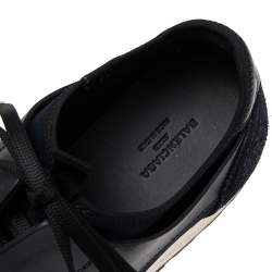 مملوكة مسبقًا Balenciaga Black Suede, Mesh And Leather Race Runner Sneakers Size 43