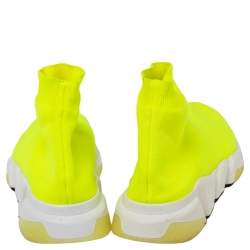 Pre Owned حذاء رياضي بالنسياغا سليب أون سبيد ترينر قماش تريكو أخضر نيون مقاس 43