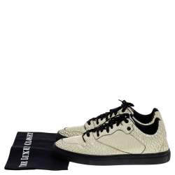 مملوكة مسبقًا حذاء رياضي بالنسياغا جلد مشقق كريمي مقاس 43