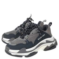 مملوكة مسبقًا Balenciaga Grey Mesh and Leather Triple S Sneakers Size 41