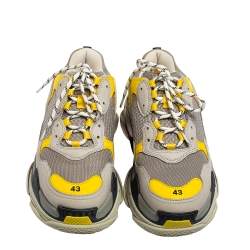 Pre Owned حذاء رياضي بالنسياغا تريبل أس ترينر نوبوك وشبك وجلد أصف ر/ رمادي مقاس 43 