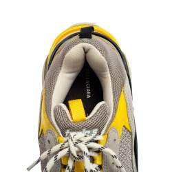 Pre Owned حذاء رياضي بالنسياغا تريبل أس ترينر نوبوك وشبك وجلد أصفر/ رمادي مقاس 43 