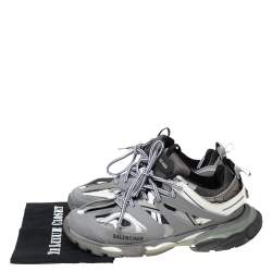 Pre Owned حذاء رياضي بالنسياغا تراك قماش وجلد رصاصي/أسود مقاس 43