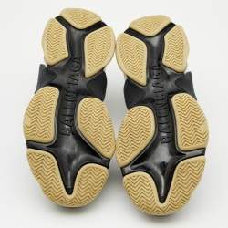 Pre Owned حذاء رياضي بالنسياغا تريبل أس كلير جلد و شبك أبيض/ أسود مقاس 41