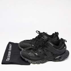 Pre Owned حذاء رياضي بالنسياغا تراك ترينر شبك وجلد أسود بعنق منخفض مقاس 46