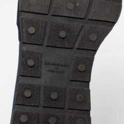 Pre Owned حذاء رياضي بالنسياغا ريس رونر جلد وشبك أزرق/أسود بعنق منخفض مقاس 43