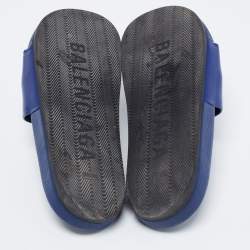 Pre Owned صندل سلايد بالنسياغا جلد أزرق سليب أون مقاس 42