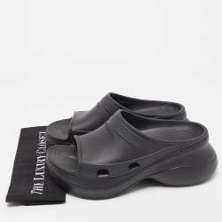 Pre Owned Balenciaga Black Rubber Slide Flats Size 42
