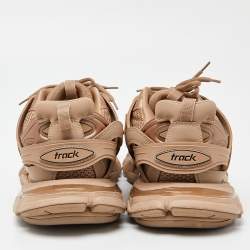 Pre Owned حذاء رياضي بالنسياغا شبكة وجلد أبيض مقاس 40