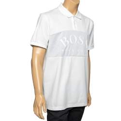 مملوكة مسبقًا تي شيرت بولو بوس باي هوغو بوس شبك و قطن أبيض بطبعة الشعار مقاس كبير جدًا جدًا - إكس إكس لارج