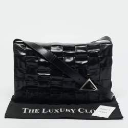 Pre Owned Bottega Veneta Black Maxi Intrecciato Leather Cassette Shoulder Bag