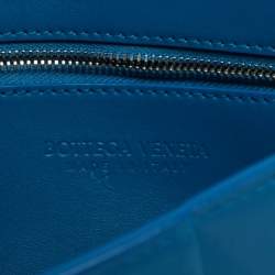 Pre Owned Bottega Veneta Blue Intreccio Leather Medium Cassette Crossbody Bag