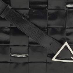 مملوكة مسبقًا حقيبة كاسيت كتف بوتيغا فينيتا جلد انتريشياتو ماكسي أسود