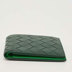 مملوكة مسبقًا Bottega Veneta Dark Green Intrecciato Leather Bifold Wallet