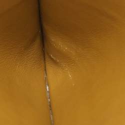 مملوكة مسبقًا Bottega Veneta Gold Intrecciato Leather Card Holder