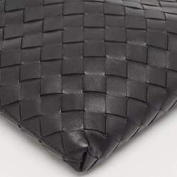 Pre Owned Bottega Veneta Black Intrecciato Leather Cut Out Handle Messenger Bag