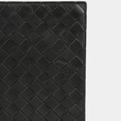Bottega Veneta  Intrecciato Leather Half Zipper Pouch