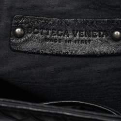 Pre Owned Bottega Veneta Black Intrecciato Leather Zip Flat Messenger Bag