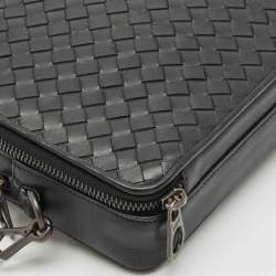 Bottega Veneta Black Intrecciato Leather Double Zip Wristlet Pouch