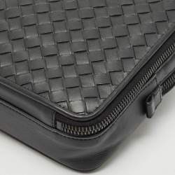 Bottega Veneta Black Intrecciato Leather Double Zip Wristlet Pouch