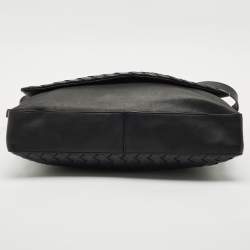 Bottega Veneta Black Intrecciato Leather Messenger Bag