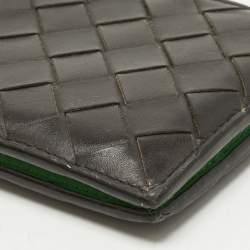 Pre Owned Bottega Veneta Brown Intrecciato Leather Bifold Wallet