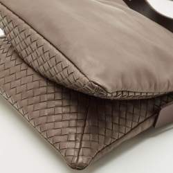 Pre Owned Bottega Veneta Dark Beige Leather Messenger Bag