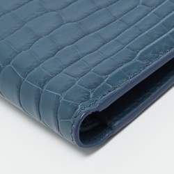 Pre Owned محفظة بوتيغا فينيتا ثنائية الطية جلد تمساح أزرق