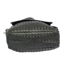 Pre Owned Bottega Veneta Grey Intrecciato Leather Grommet Strap Messenger Bag
