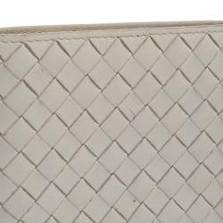 Pre Owned Bottega Veneta Off White Intrecciato Leather Bifold Wallet