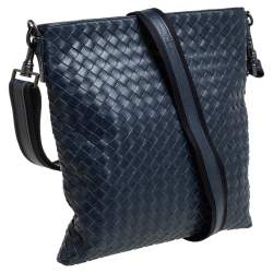 Pre Owned Bottega Veneta Blue Intrecciato Leather Messenger Bag