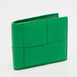 Pre Owned Bottega Veneta Green Intrecciato Leather Cassette Bifold Wallet