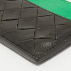 مملوكة مسبقًا Bottega Veneta Black/Green Intrecciato Leather Card Holder