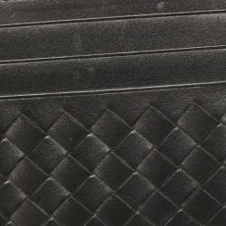 مملوكة مسبقًا حافظة بطاقات بوتيغا فينيتا جلد إنترشياتو رصاصي داكن 