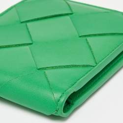 Bottega Veneta Green Intrecciato Leather Bifold Wallet